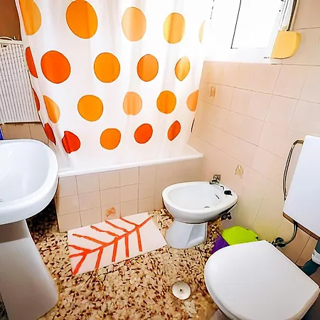 Apartamento Familiar Cerca De La Playa Con Barbacoa - Es-180-64